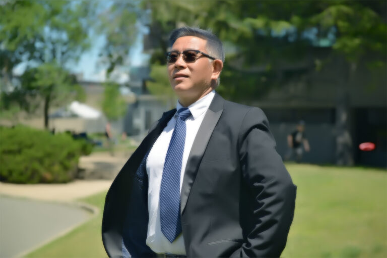 【北美文联】婉冰 | 鲜花铺满来时的路 | 郭俊（蒙村老郭）|《墨韵千秋·艺海同舟》——写在北美文学和艺术家联合总会十年风华之际