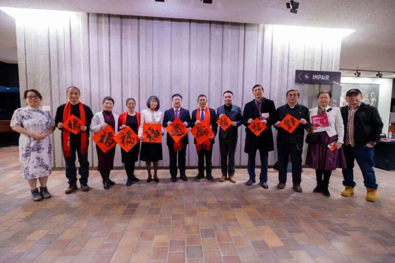 报道二 | 2025欢乐春节-爱理财富-第九届枫花雪乐蒙特利尔中国春节晚会璀璨落幕，共谱中加文化交流新篇章！