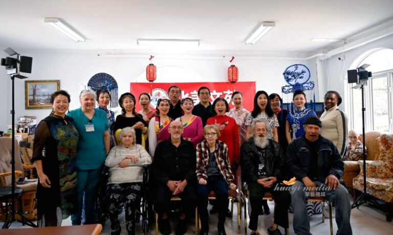 北美文联走进蒙特利尔Villa D’Youville养老院传播“孝文化”
